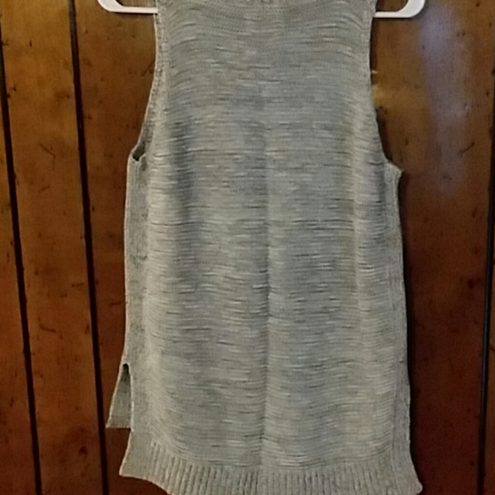 Sweater vest - Picture 2 of 4